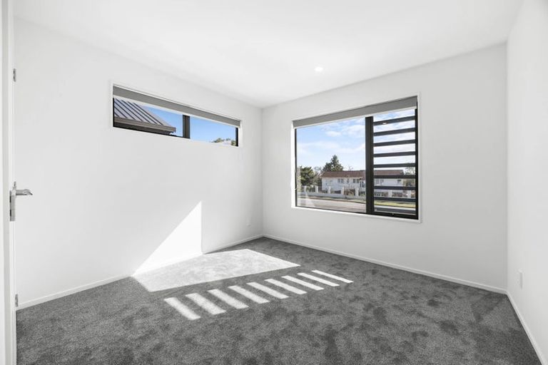 Photo of property in 1/255 Pakuranga Road, Pakuranga, Auckland, 2010