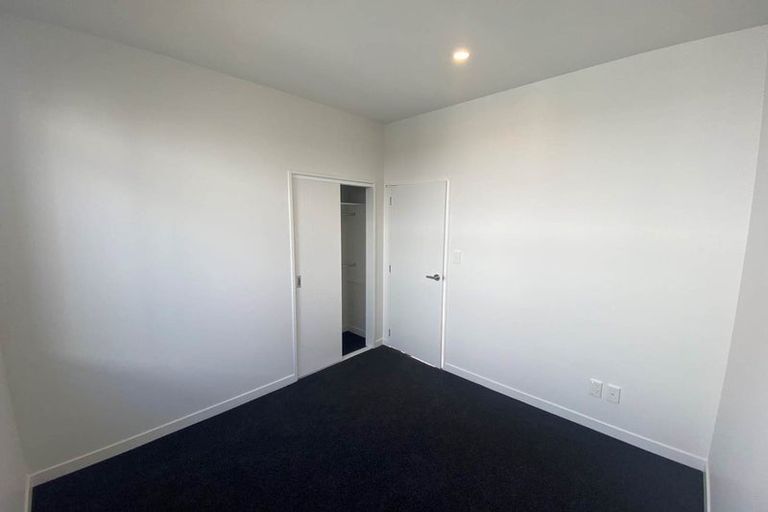 Photo of property in 49 Farranfore Road, Opaheke, Papakura, 2113