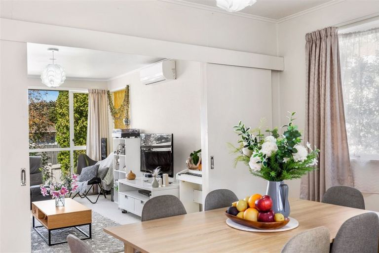 Photo of property in 58 Helena Street, Massey, Auckland, 0614