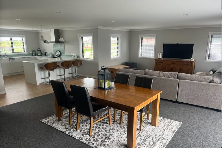 Photo of property in 34 Isobel Hodgson Drive, Cambridge, 3434