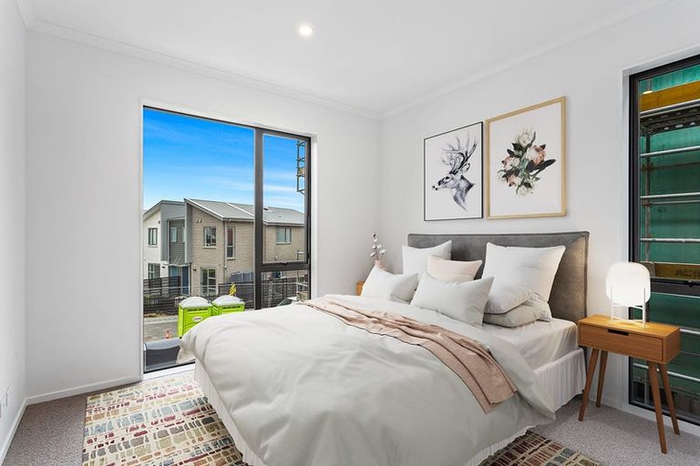 Photo of property in 61 Nugget Avenue, Hobsonville, Auckland, 0616