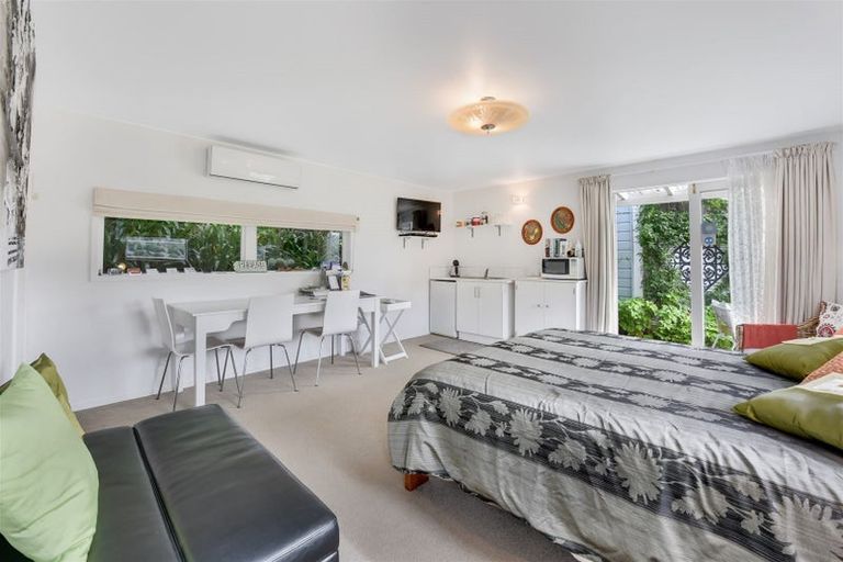 Photo of property in 210 Saint Vincent Street, Toi Toi, Nelson, 7010