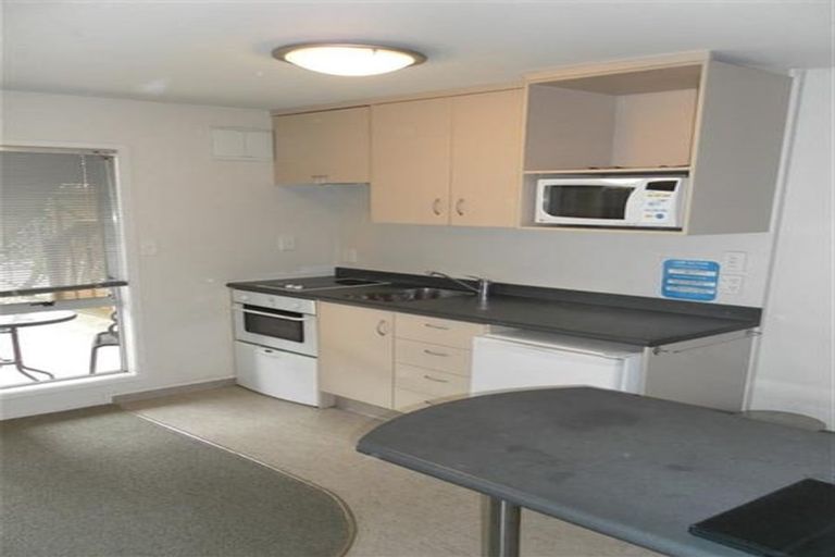 Photo of property in 3/416 Hibiscus Coast Highway, Orewa, 0931