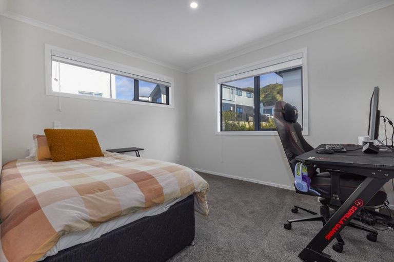 Photo of property in 3a Koreke Close, Kenepuru, 5022