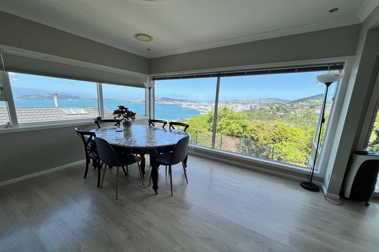 Photo of property in 18 Rama Crescent, Khandallah, Wellington, 6035