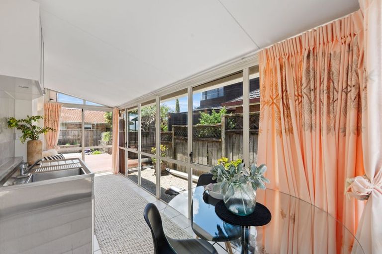 Photo of property in 216 Whitford Road, Shamrock Park, Auckland, 2016