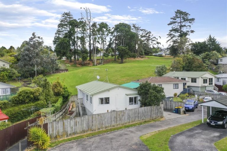 Photo of property in 41 Loughanure Place, Massey, Auckland, 0614