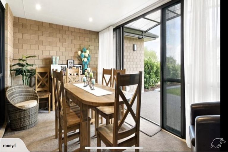 Photo of property in 64 Hawthorne Lane, Kingseat, Papakura, 2580