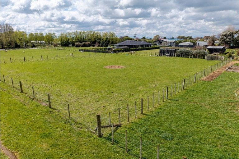 Photo of property in 120 Fergusson Street, Woodville, 4920