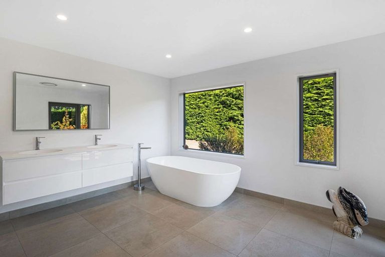 Photo of property in 1299 Hororata Dunsandel Road, Dunsandel, 7682