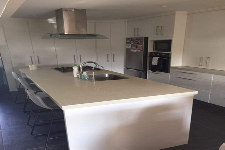 Photo of property in 16 Gerontius Glade, Torbay, Auckland, 0630