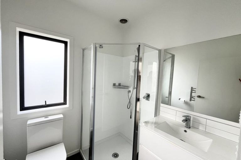 Photo of property in 27/28 Westgate Drive, Westgate, Auckland, 0614