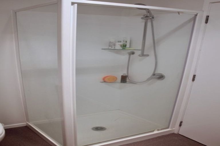 Photo of property in 1/61 Mcclintock Road, Massey, Auckland, 0614