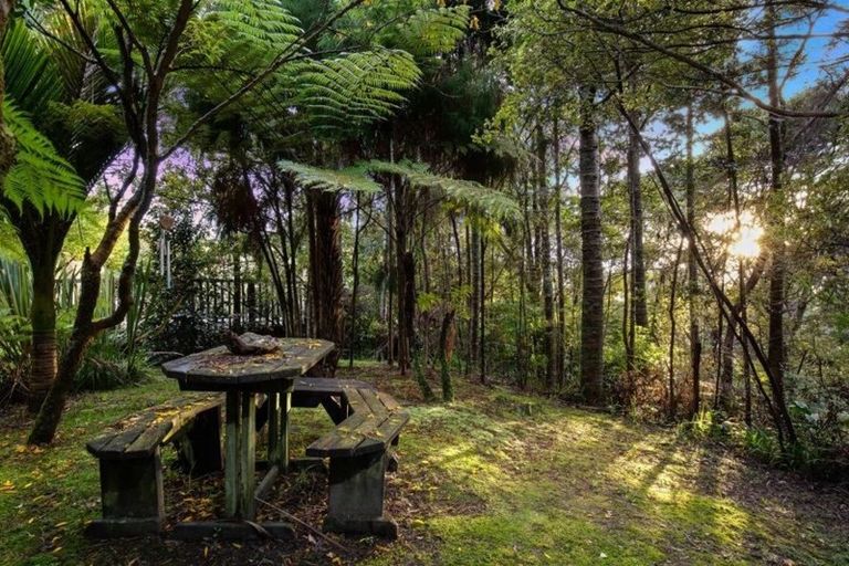 Photo of property in 83a Colwill Road, Massey, Auckland, 0614