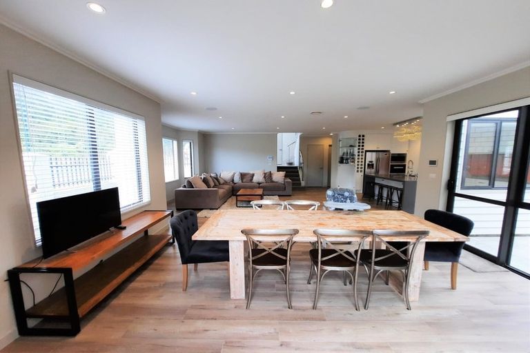 Photo of property in 29 Drumbuoy Drive, Flat Bush, Auckland, 2019