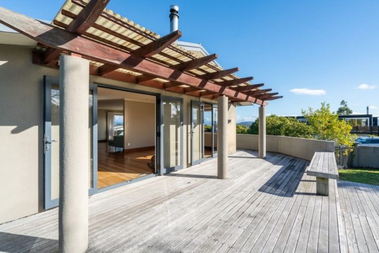 Photo of property in 10 Mccauley Grove, Hilltop, Taupo, 3330