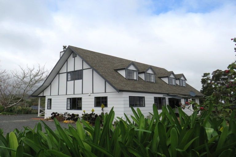 Photo of property in 33 Railway Terrace, Ohau, Levin, 5570