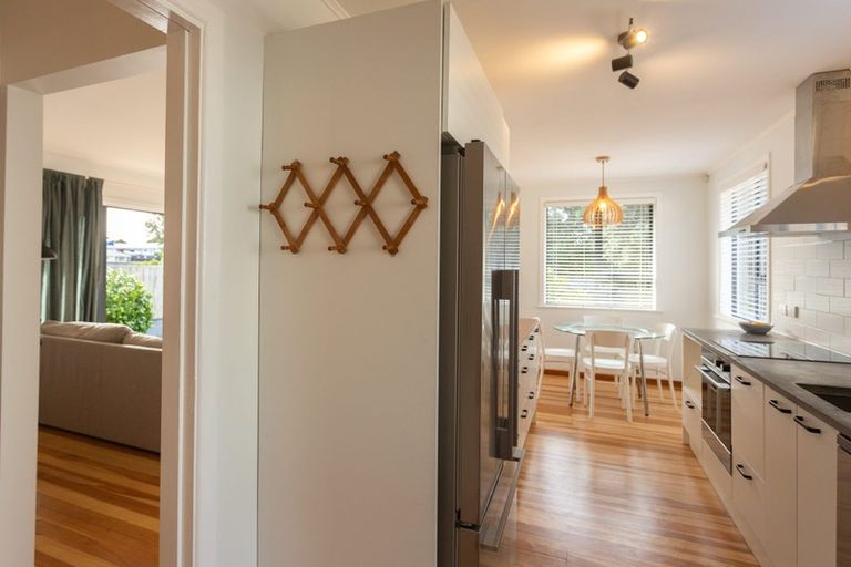 Photo of property in 215 Omata Road, Spotswood, New Plymouth, 4310