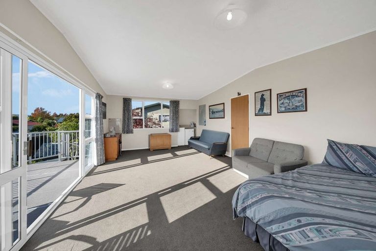 Photo of property in 11 Bowen Street, Te Anau, 9600