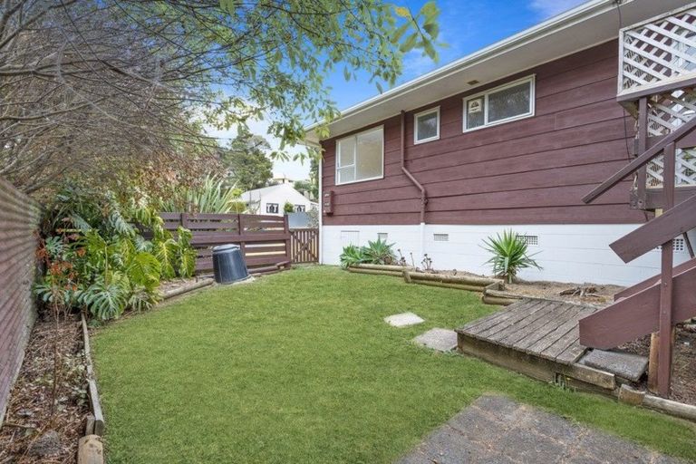 Photo of property in 1/30 Hiwihau Place, Glenfield, Auckland, 0629