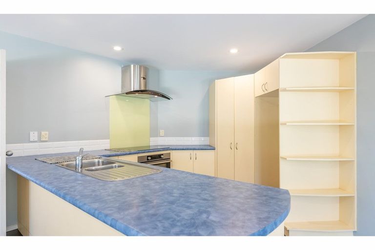 Photo of property in 15 Matlock Street, Woolston, Christchurch, 8062