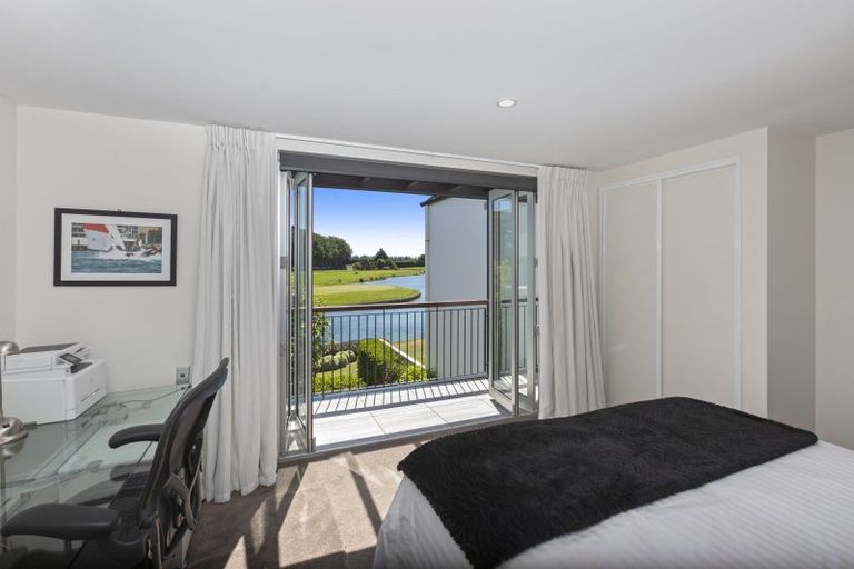 Photo of property in 5 Harts Creek Lane, Northwood, Christchurch, 8051