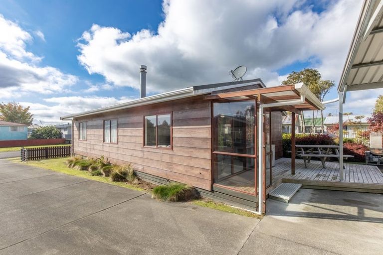 Photo of property in 88 Maria Place, Turangi, 3334
