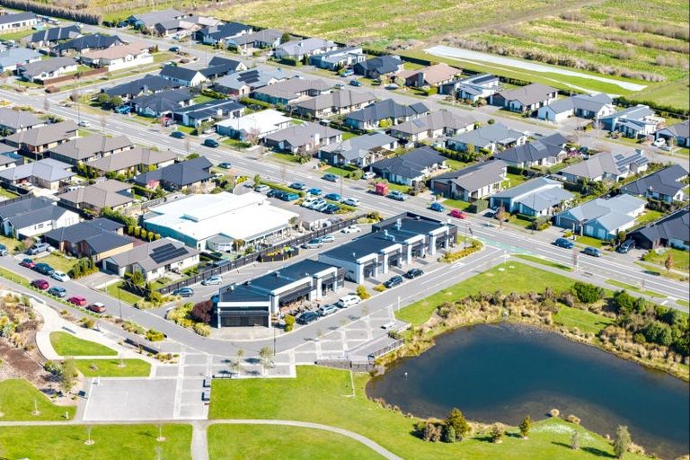 Photo of property in 5 Urihia Street, Marshland, Christchurch, 8083