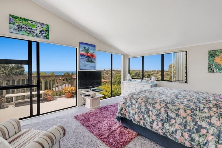 Photo of property in 12 Mariner Drive, Gulf Harbour, Whangaparaoa, 0930