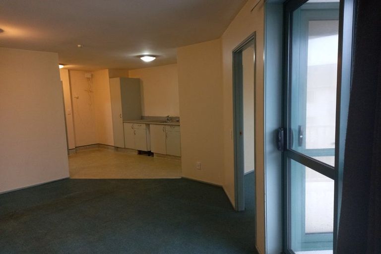 Photo of property in Palm Grove Apartments, 14/13d Palm Grove, Berhampore, Wellington, 6023