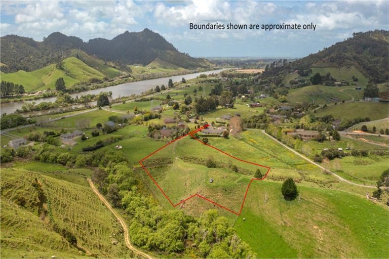 Photo of property in 26 Parker Road, Huntly, 3771