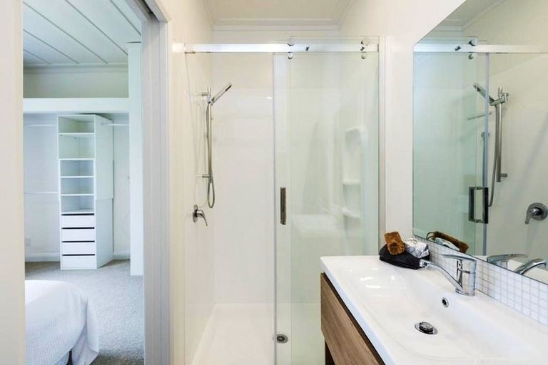 Photo of property in 31 Frederick Street, Terrace End, Palmerston North, 4410