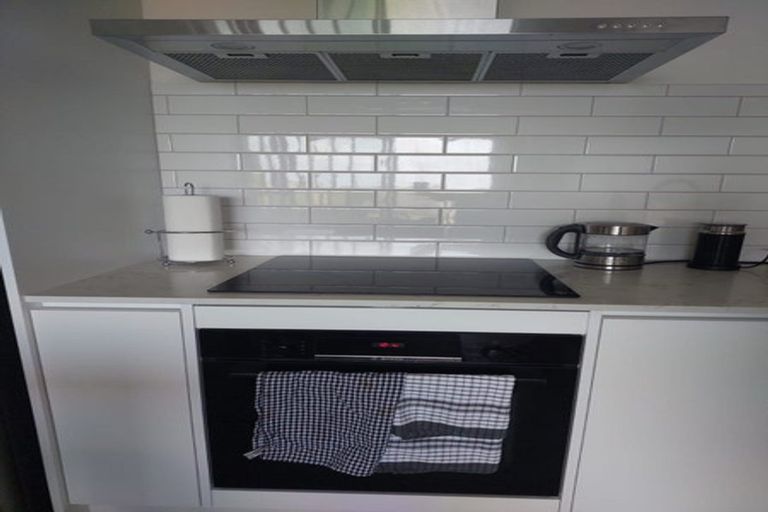 Photo of property in 65/g03 Tonar Street, Northcote, Auckland, 0627