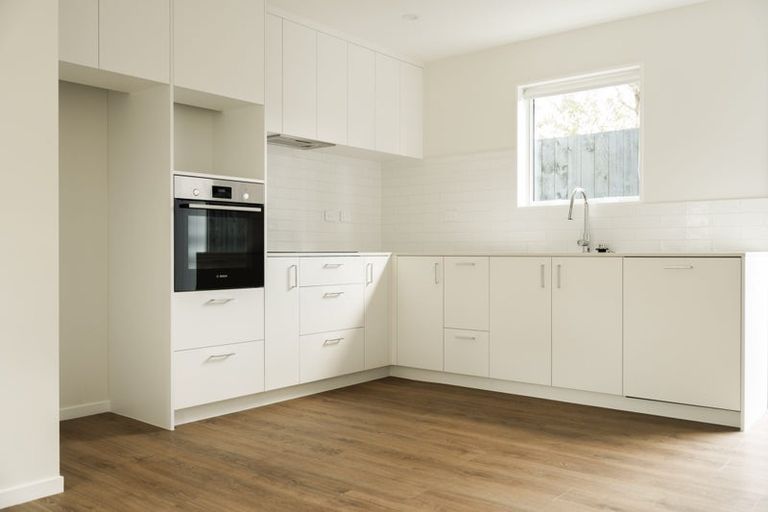 Photo of property in 6/5 Preston Avenue, Henderson, Auckland, 0610