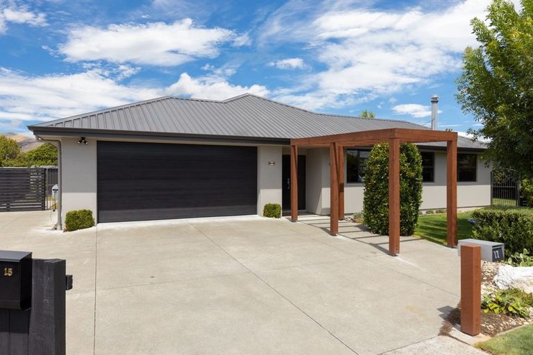 Photo of property in 17 Hilton Place, Blenheim, 7201