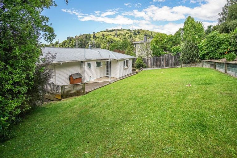 Photo of property in 16 Isel Place, Stoke, Nelson, 7011