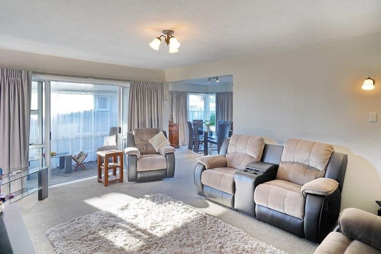 Photo of property in 6 Blankney Street, Hornby, Christchurch, 8042