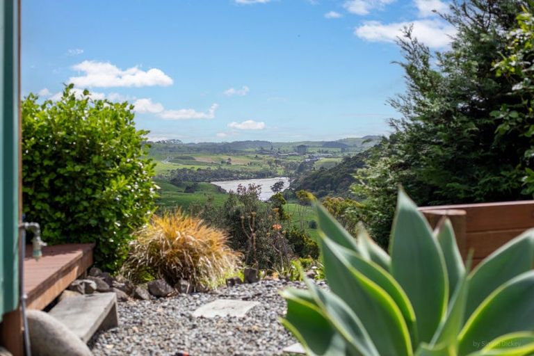 Photo of property in 4 Maungatawhiri Road, Raglan, 3295