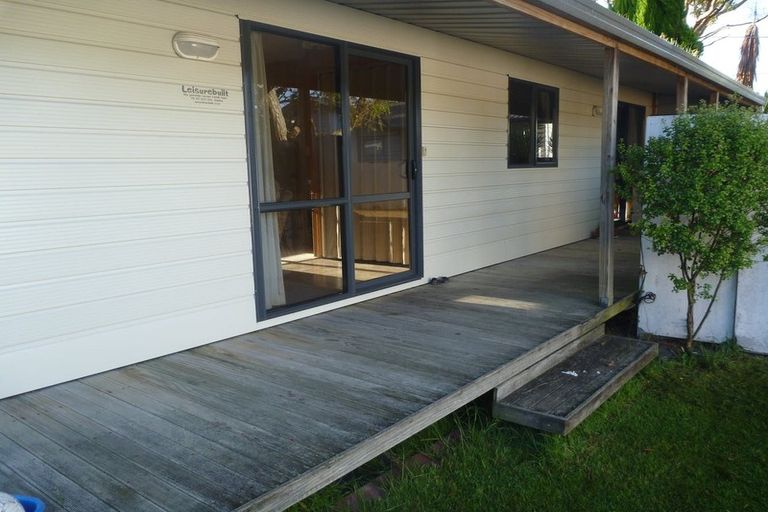 Photo of property in 210 Lake Road, Northcote, Auckland, 0627