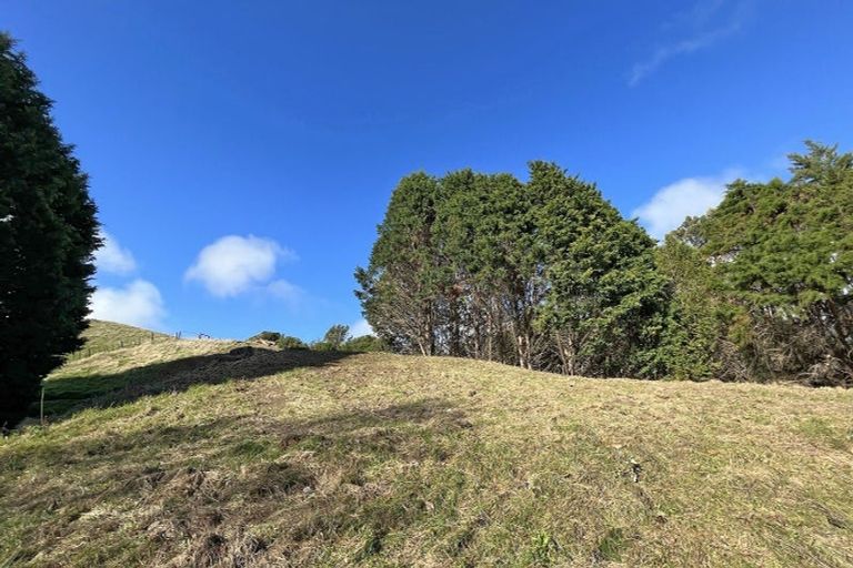 Photo of property in 430 Ohariu Valley Road, Ohariu, Wellington, 6037
