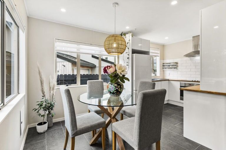 Photo of property in 63 Pooks Road, Ranui, Auckland, 0612