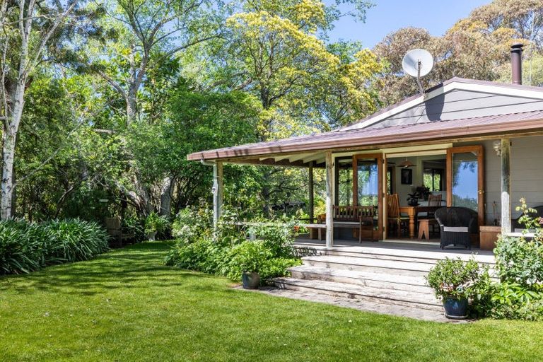 Photo of property in 40 Longview Road, Poraiti, Napier, 4182