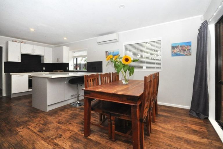 Photo of property in 4/55 Mountain Road, Mangere Bridge, Auckland, 2022