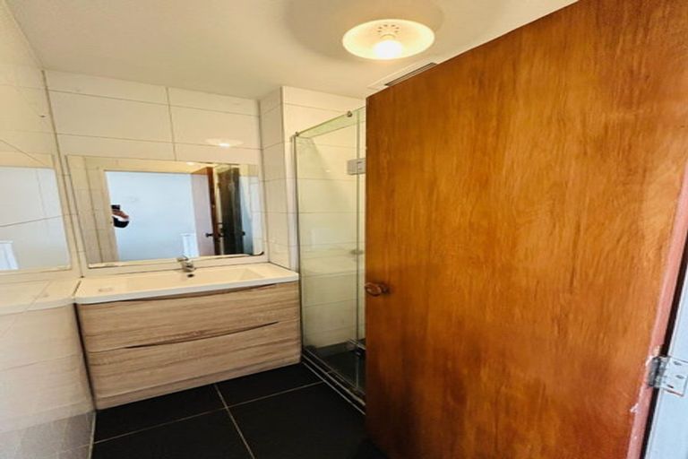 Photo of property in 5/45 Kenderdine Road, Papatoetoe, Auckland, 2025