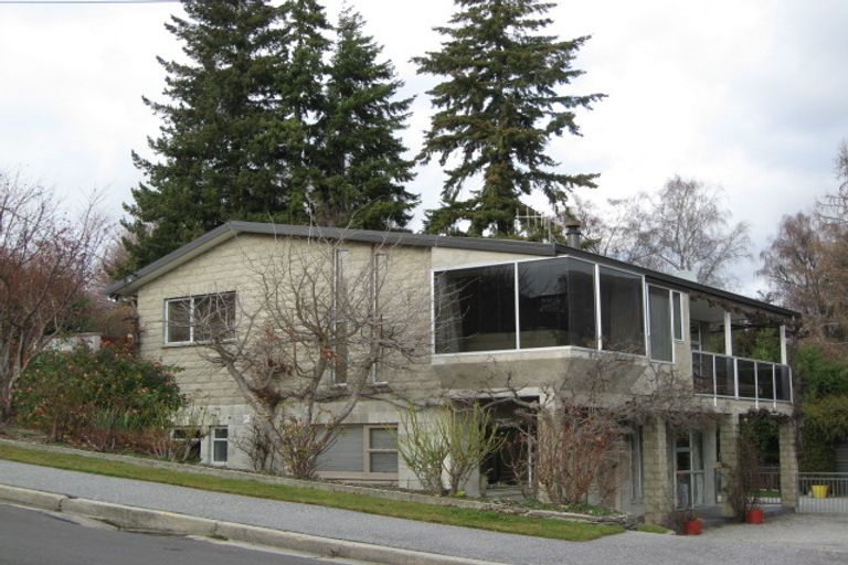 Photo of property in 6 Mackay Street, Wanaka, 9305