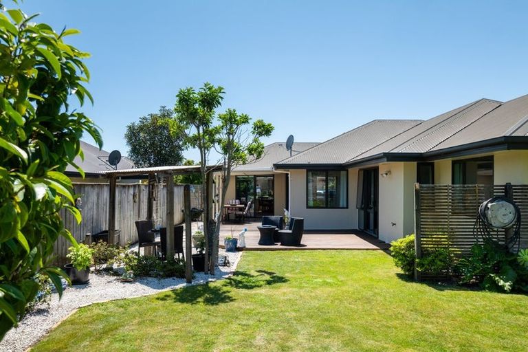 Photo of property in 15 Kendall View, Stoke, Nelson, 7011