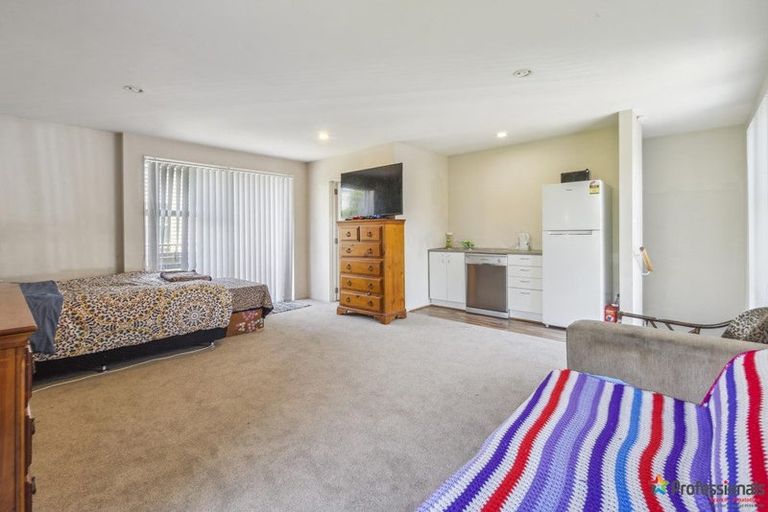 Photo of property in 192 Porchester Road, Takanini, 2112