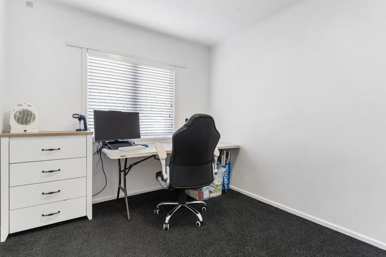 Photo of property in 47 Huka Road, Birkenhead, Auckland, 0626