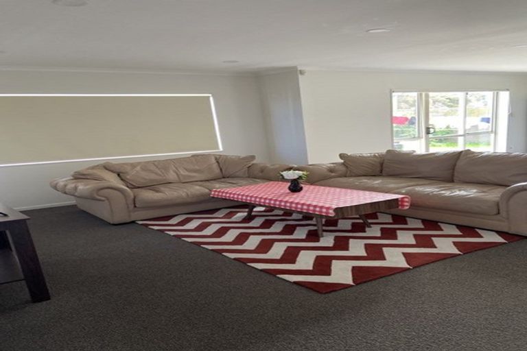 Photo of property in 125 Gracechurch Drive, Flat Bush, Auckland, 2016