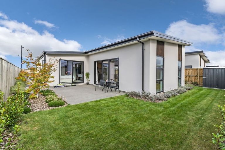 Photo of property in 9 Coney Place, Rolleston, 7614